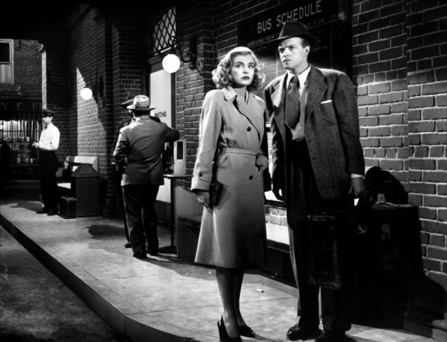 Lizabeth Scott, Van Heflin in The Strange Love of Martha Ivers