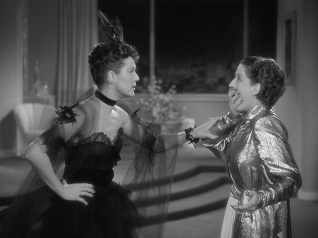 Rosalind Russell, Norma Shearer in The Women