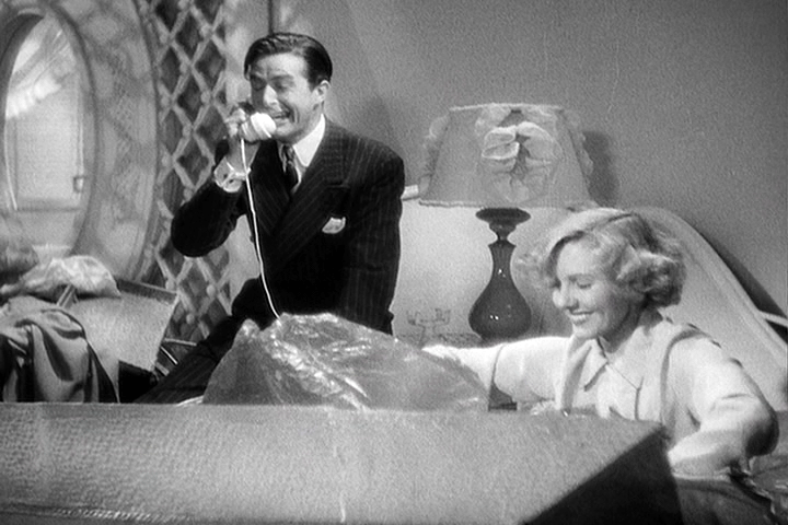 Ray Milland, Jean Arthur in Easy Living