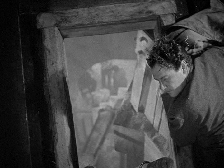 joel-mccrea-in-foreign-correspondent