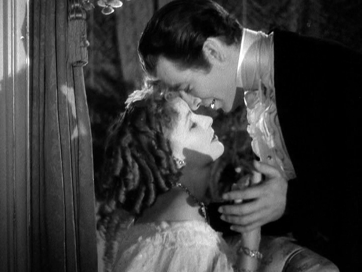 Greta Garbo, Robert Taylor in Camille