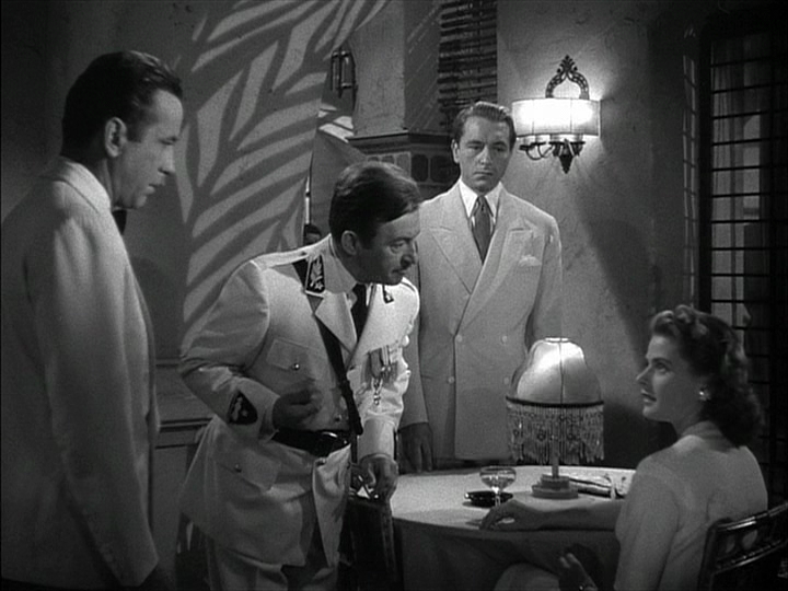 Humphrey Bogart, Claude Rains, Paul Heinreid, Ingrid Bergman in Casablanca