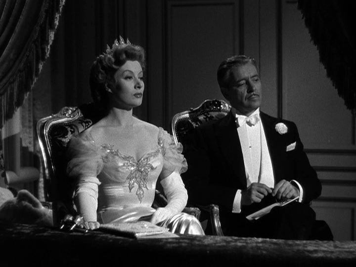Greer Garson, Ronald Colman star in Random Harvest