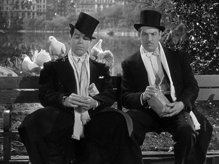 Fred MacMurray, Melvyn Douglas in Too Many Husbands